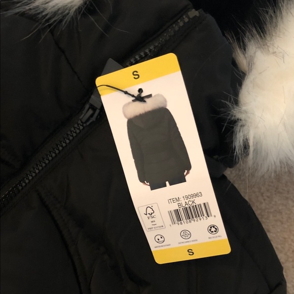 Nautica Women's Black Puffer Coat with Faux Fur Trim - Picture 2 of 8